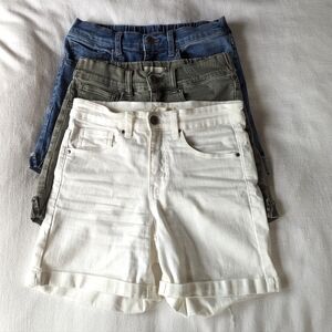 THREE Grace & Lace shorts